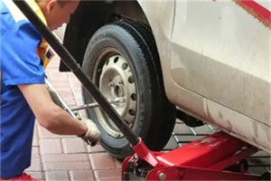 彭州附近拖车24小时服务热线电话